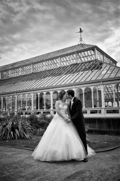 isla-gladstone-conservatory-wedding-00022